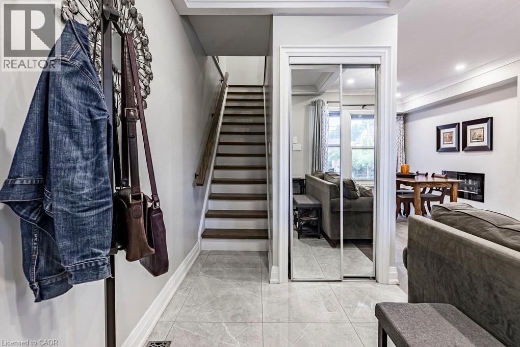 67 Gage Avenue N, Hamilton, ON - Indoor