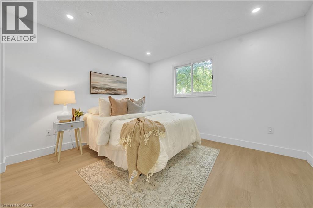46 Bonaparte Lane, London, ON - Indoor Photo Showing Bedroom