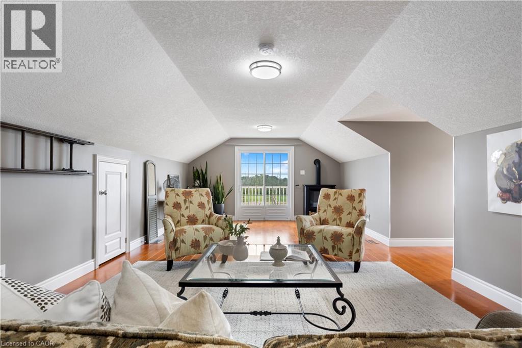 1794 Seaton Road, Cambridge, ON - Indoor Photo Showing Other Room