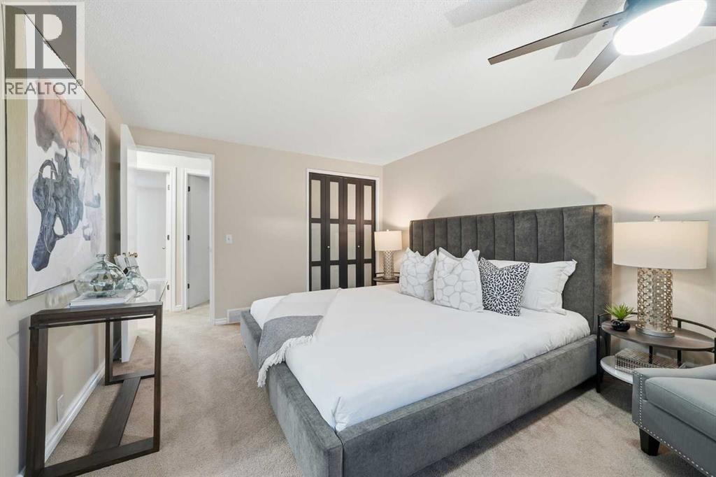 471 Dalmeny Hill Nw, Calgary, AB - Indoor Photo Showing Bedroom