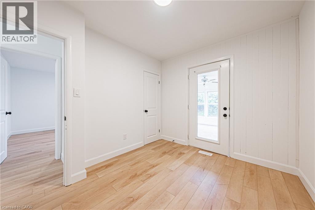 224 West 16Th Street, Hamilton, ON - Indoor Photo Showing Other Room
