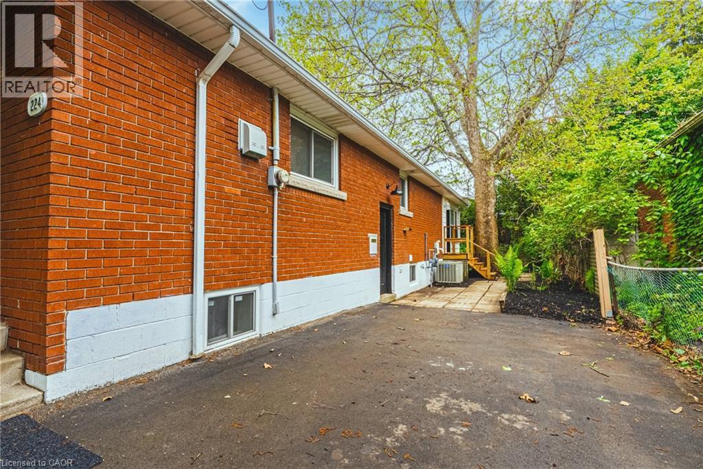 224 West 16Th Street, Hamilton, ON - Outdoor With Exterior