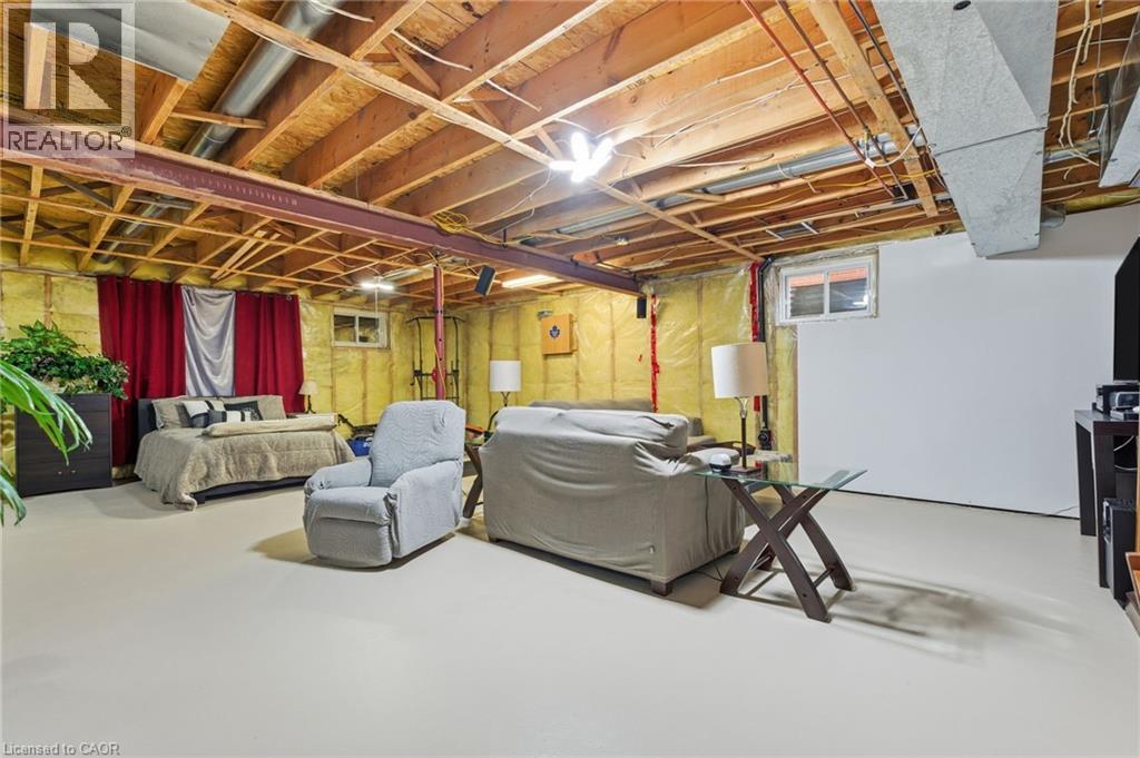 13 Colonial Crescent, Grimsby, ON - Indoor Photo Showing Basement
