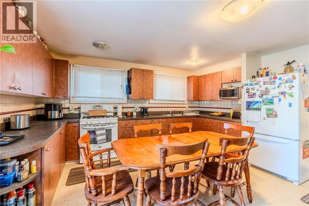 Kitchen - 57 12Th Conc Road E Unit# 430, Flamborough, ON - Indoor