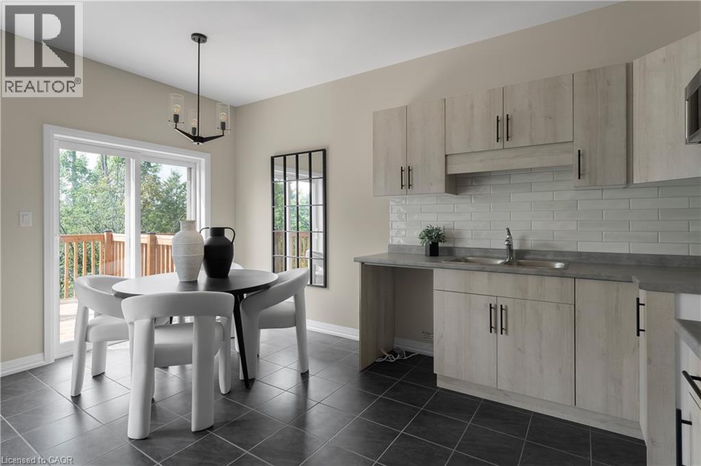 142 Willson Drive, Thorold, ON - Indoor Photo Showing Other Room