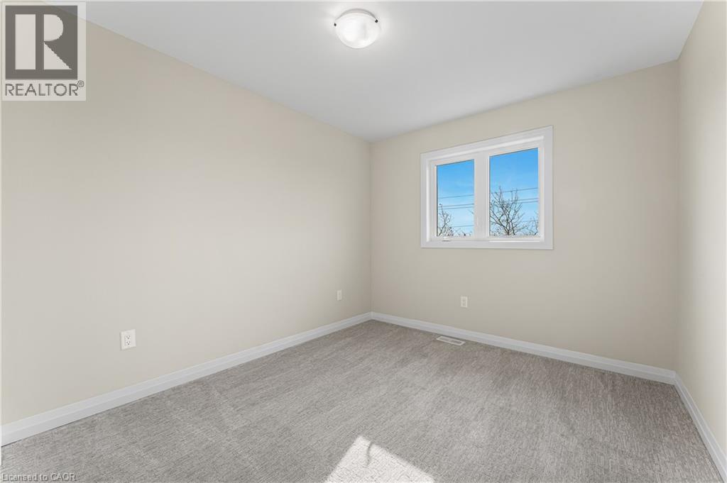 142 Willson Drive, Thorold, ON - Indoor Photo Showing Other Room