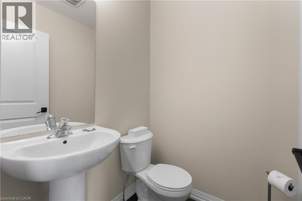 142 Willson Drive, Thorold, ON - Indoor Photo Showing Bathroom