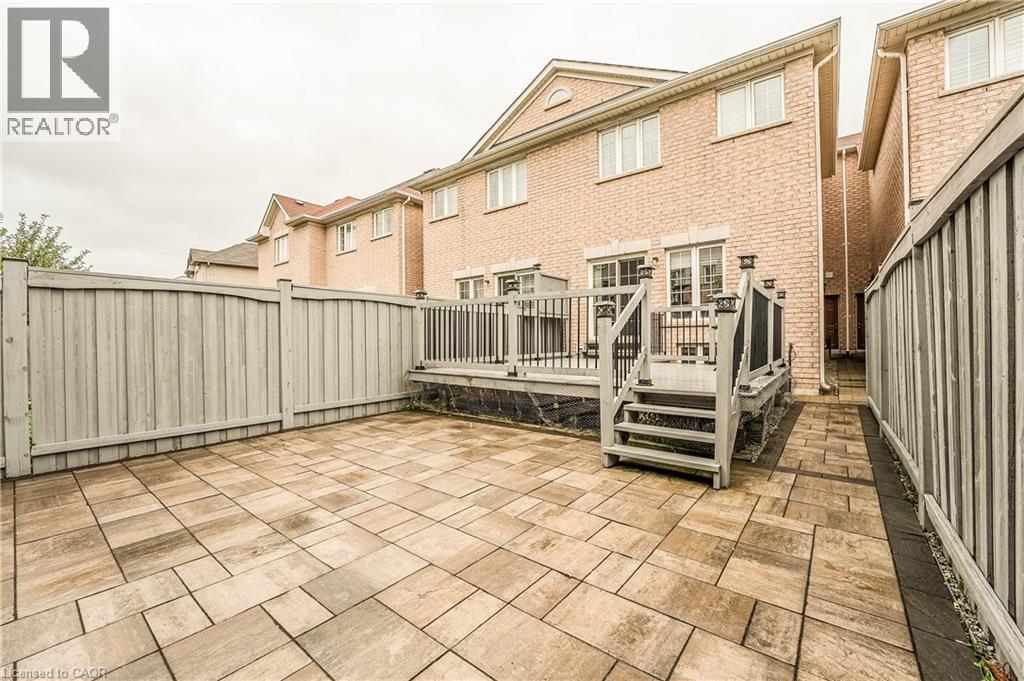 5195 Angel Stone Drive, Mississauga, ON - Outdoor