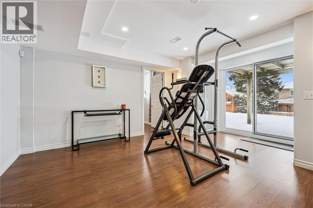 488 Heather Hill Place, Waterloo, ON - Indoor Photo Showing Gym Room