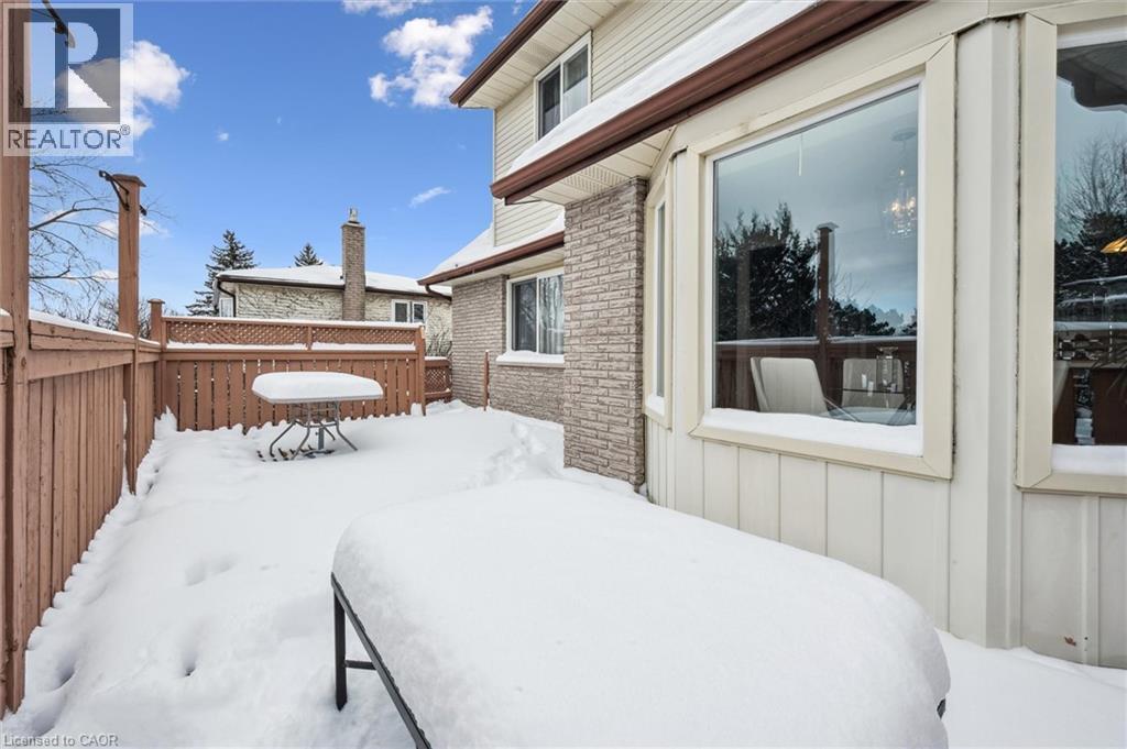 488 Heather Hill Place, Waterloo, ON - Outdoor With Exterior