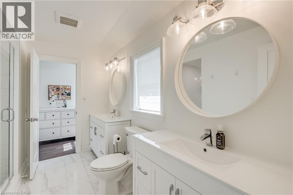 1153 Bellview Street, Burlington, ON - Indoor Photo Showing Bathroom