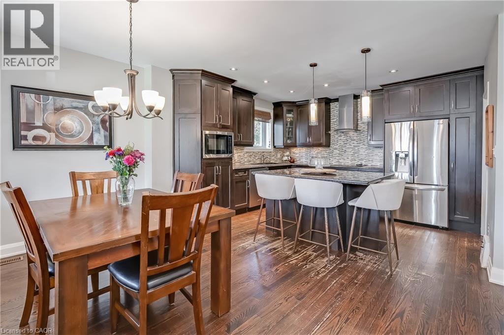 1153 Bellview Street, Burlington, ON - Indoor Photo Showing Dining Room