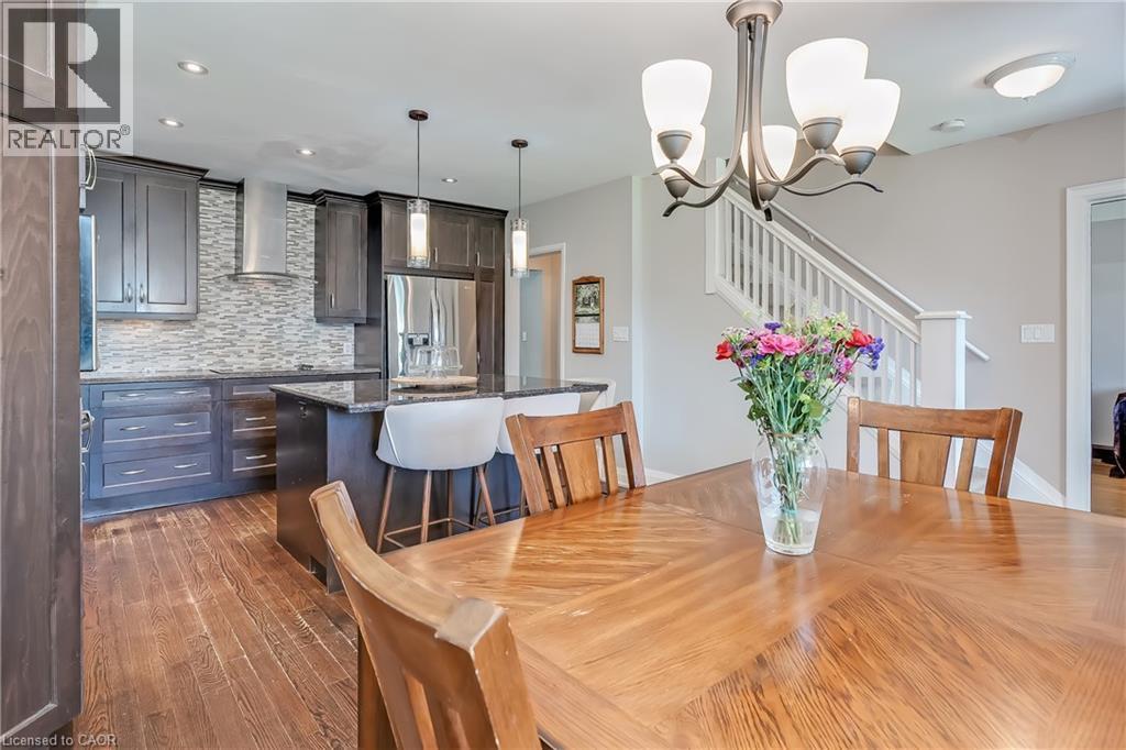 1153 Bellview Street, Burlington, ON - Indoor Photo Showing Dining Room