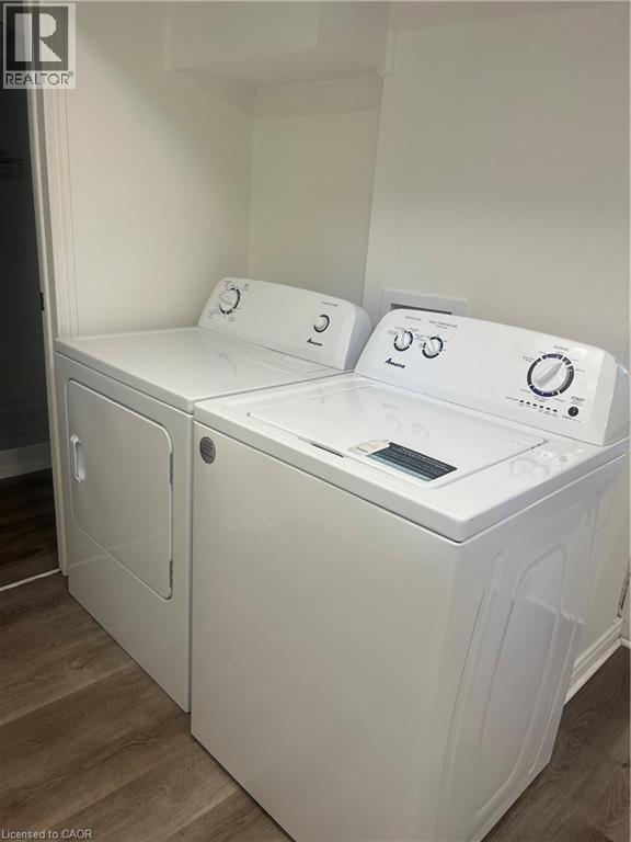 49 Province Street S, Hamilton, ON - Indoor Photo Showing Laundry Room