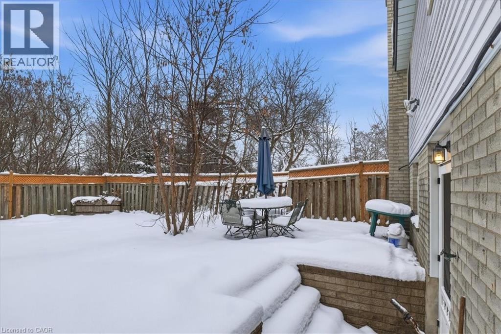 67 Old Carriage Drive, Kitchener, ON - Outdoor With Deck Patio Veranda
