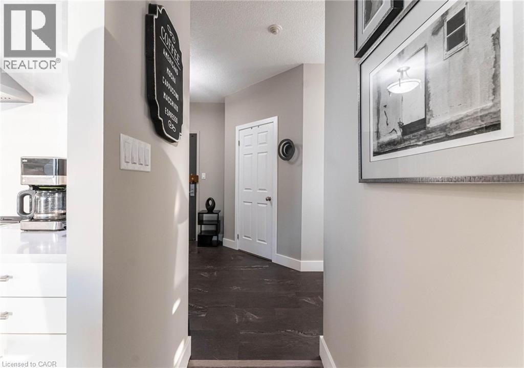 67 Caroline Street S Unit# 17C, Hamilton, ON - Indoor Photo Showing Other Room