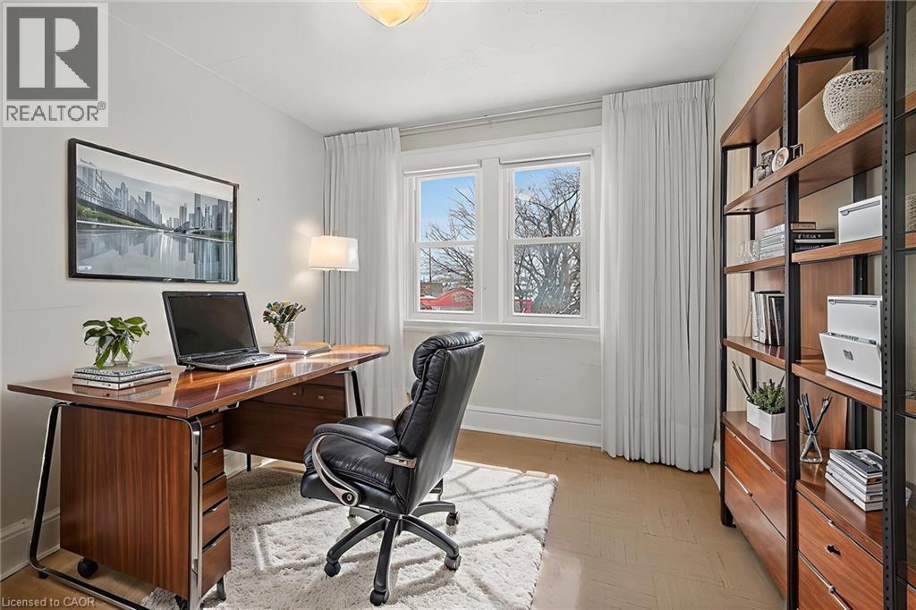 250 Glendale Avenue N, Hamilton, ON - Indoor Photo Showing Office