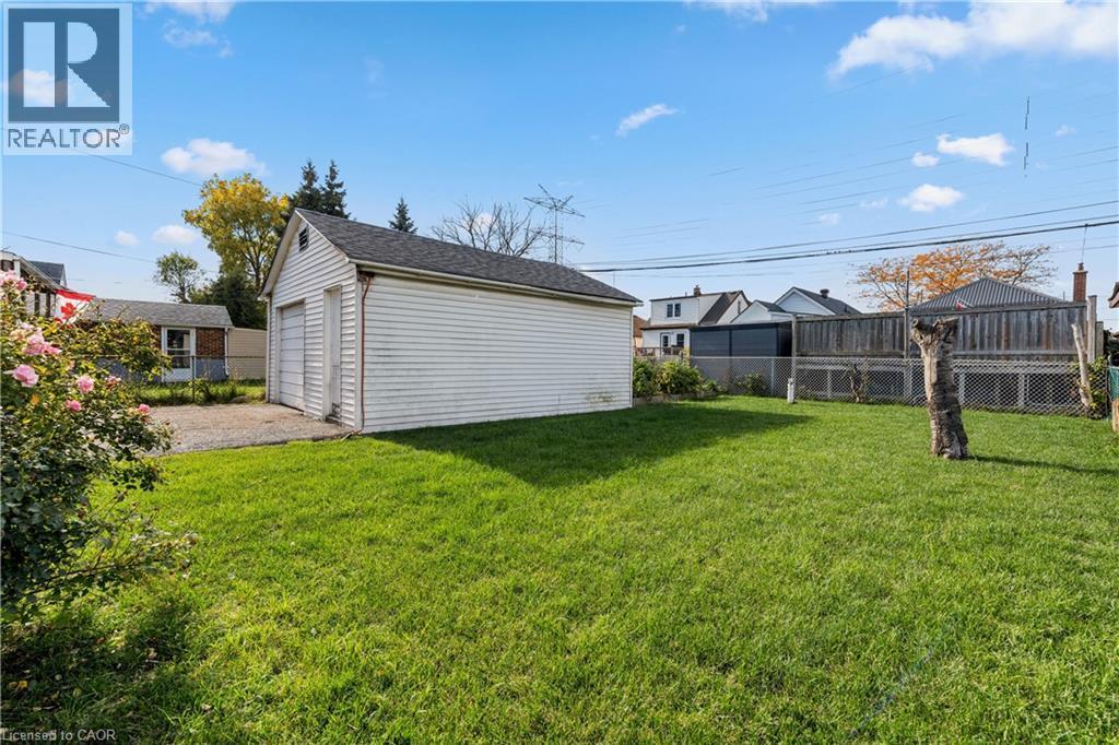 233 Normanhurst Avenue, Hamilton, ON - Outdoor