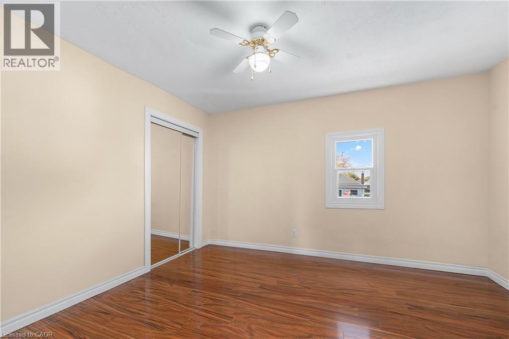 233 Normanhurst Avenue, Hamilton, ON - Indoor Photo Showing Other Room