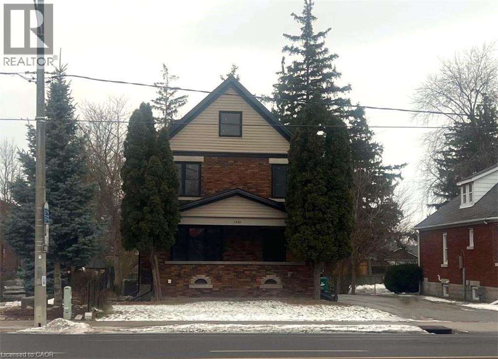 1434 King Street E, Cambridge, ON