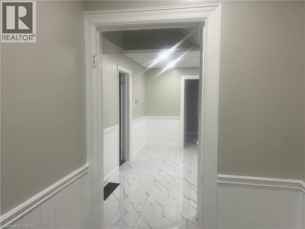 1434 King Street E, Cambridge, ON