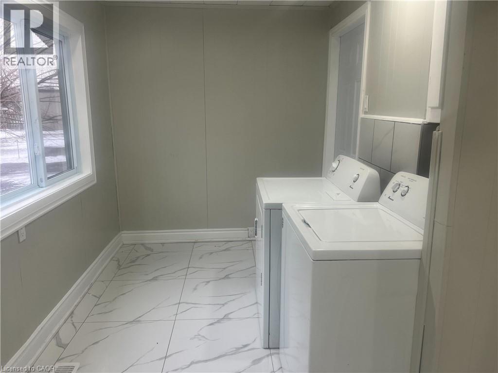 1434 King Street E, Cambridge, ON