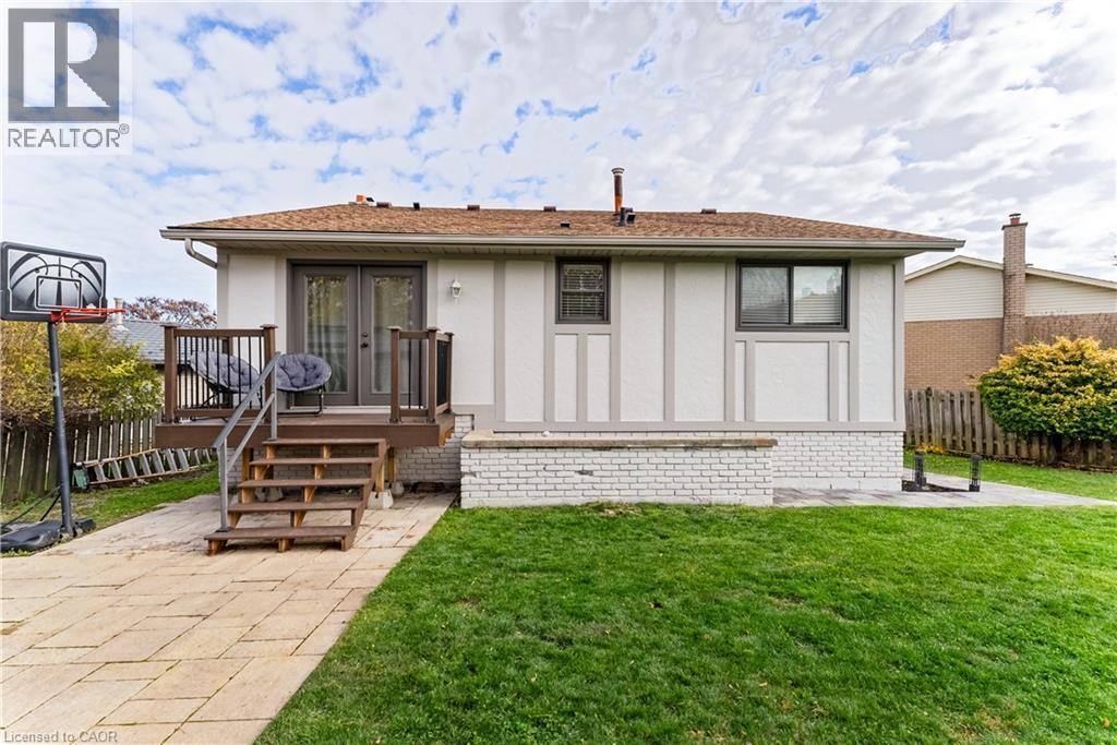 26 Rama Court, Hamilton, ON - Outdoor With Deck Patio Veranda