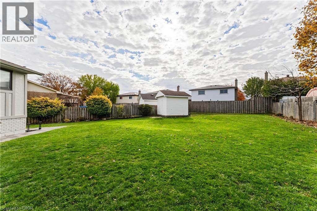 26 Rama Court, Hamilton, ON - Outdoor