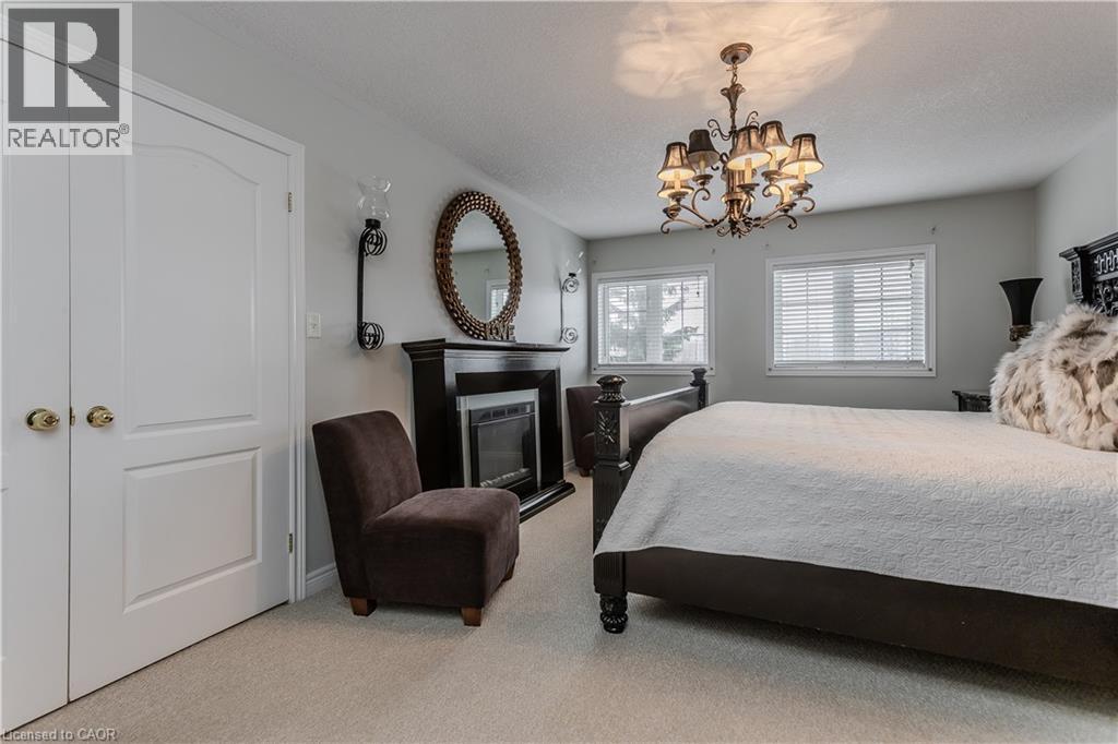 26 Grassyplain Drive, Mount Hope, ON - Indoor Photo Showing Bedroom