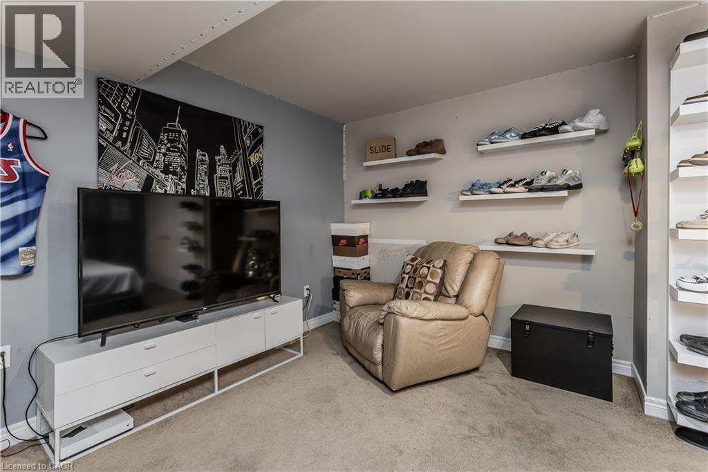 26 Grassyplain Drive, Mount Hope, ON - Indoor