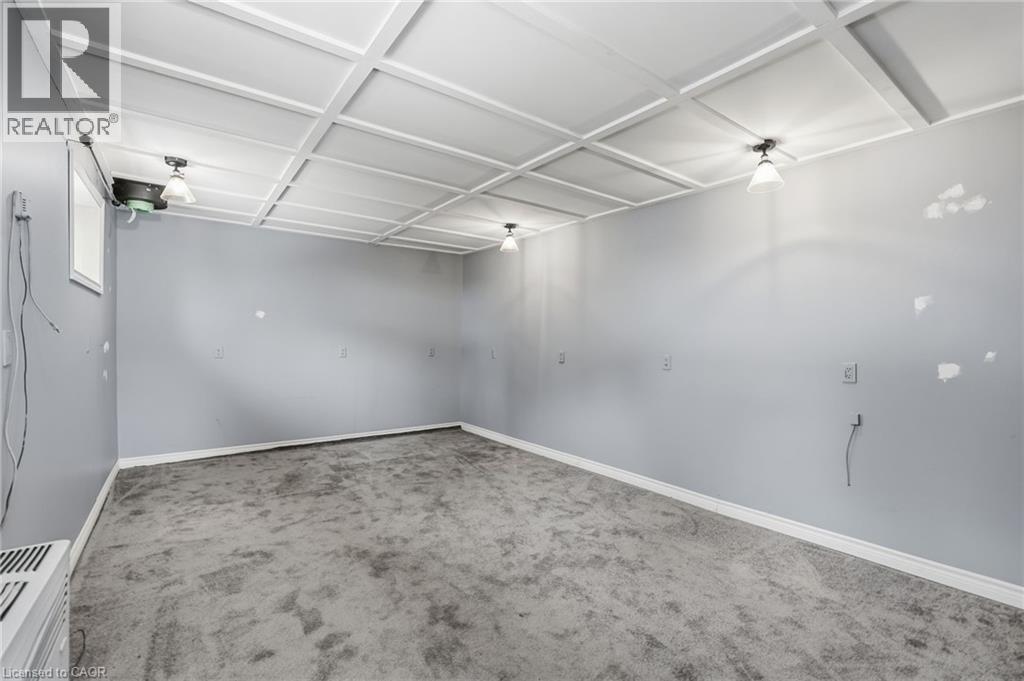 92 Gary Avenue, Hamilton, ON - Indoor