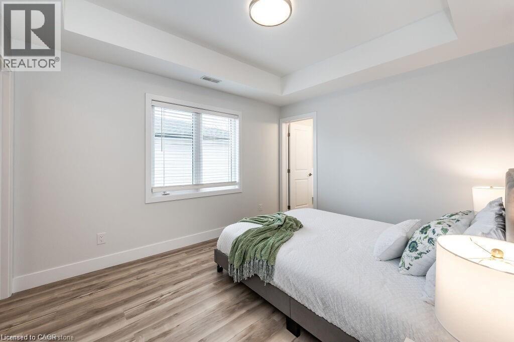 498 Karn Street, Kitchener, ON - Indoor Photo Showing Bedroom