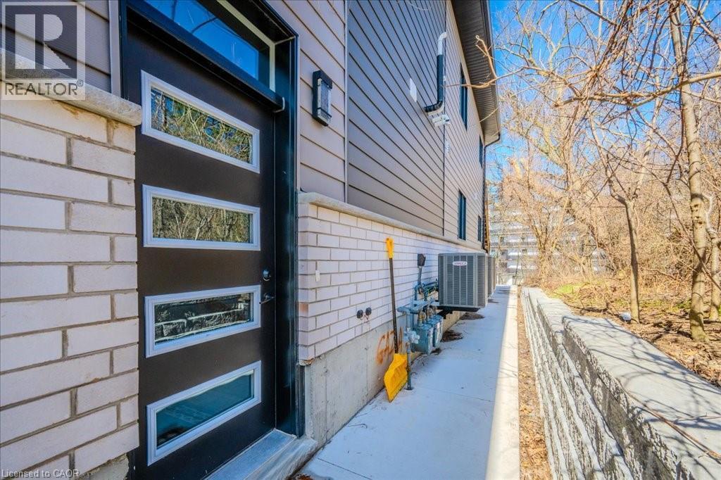 498 Karn Street, Kitchener, ON - Outdoor