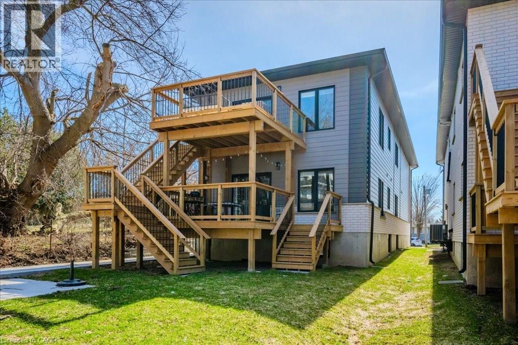 498 Karn Street, Kitchener, ON - Outdoor