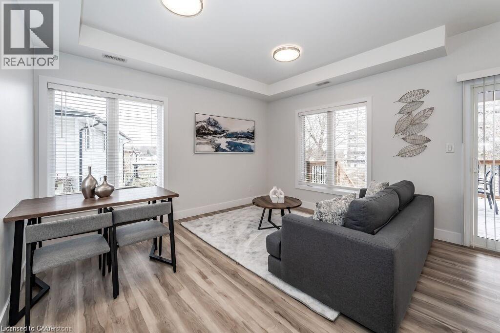 498 Karn Street, Kitchener, ON - Indoor