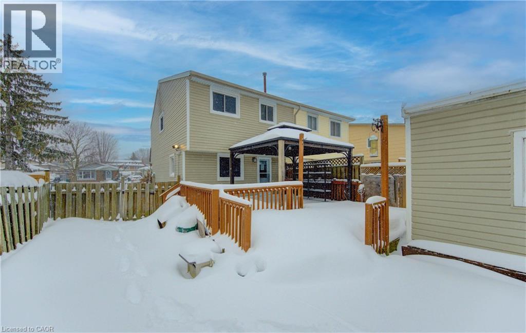 52 Monteagle Crescent, Kitchener, ON - Outdoor With Deck Patio Veranda With Exterior