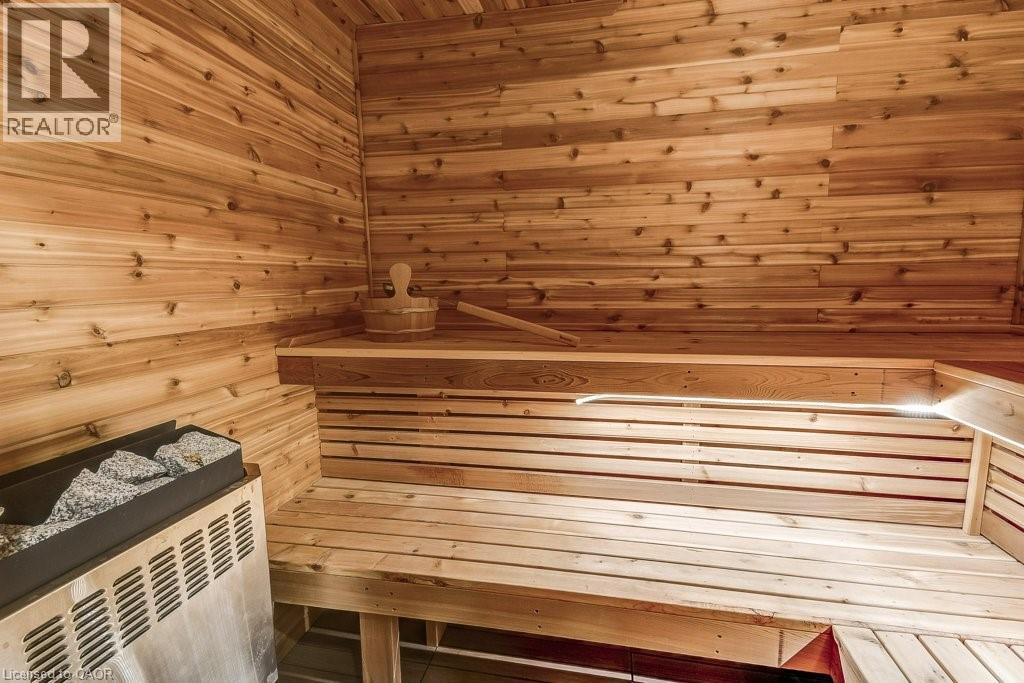 9 Foresthill Crescent, Fonthill, ON - Indoor Photo Showing Other Room