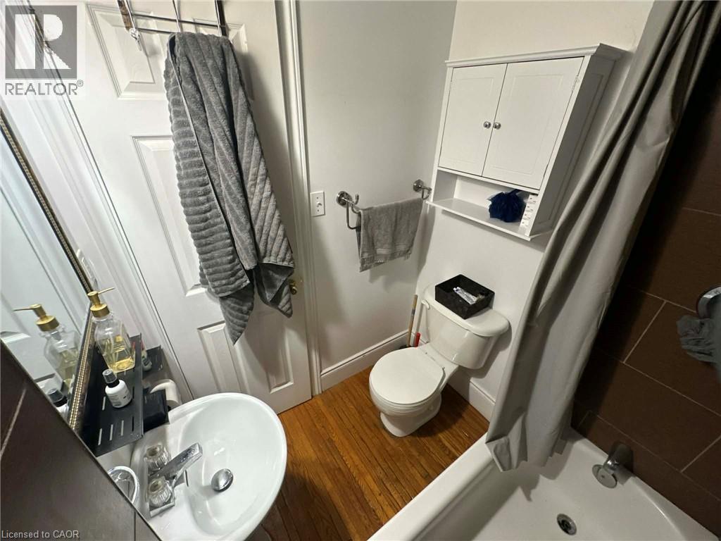 Unit3 Bathroom - 237 James Street N, Hamilton, ON