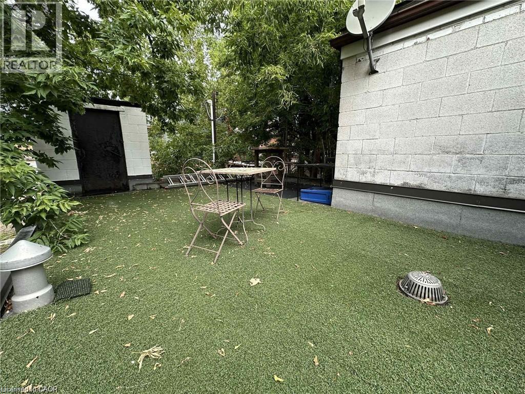 Unit 3 Patio - 237 James Street N, Hamilton, ON