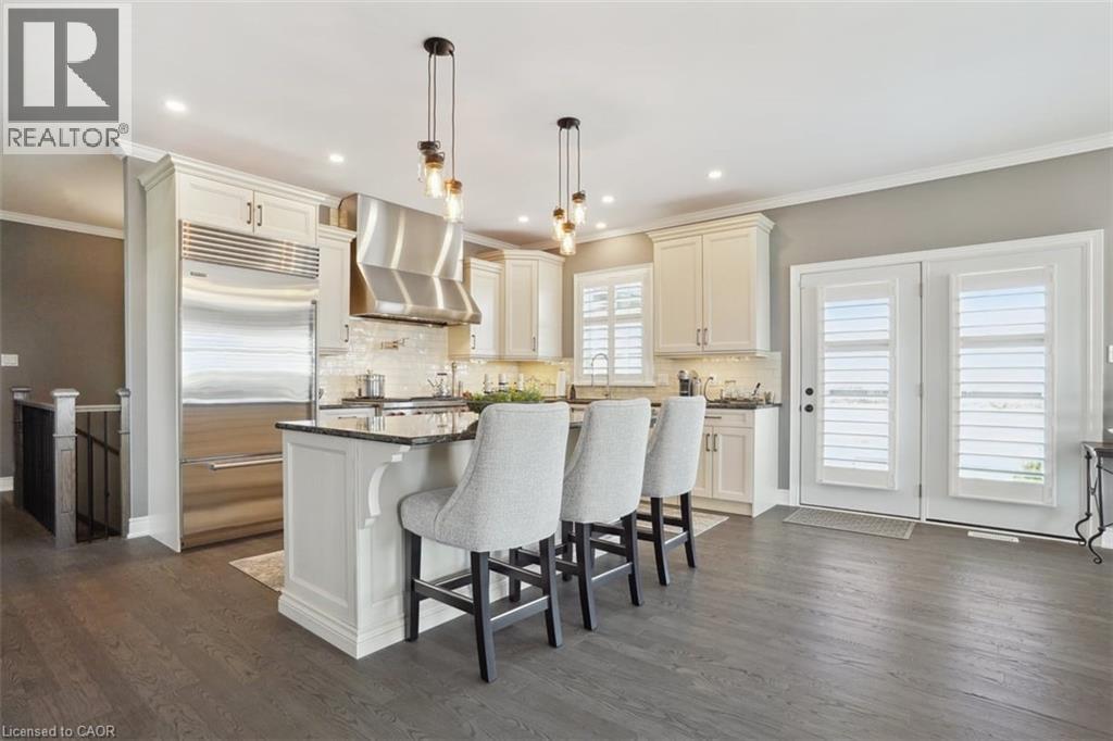 Open Concept - 434555 4Th Line, Amaranth, ON - Indoor Photo Showing Kitchen With Upgraded Kitchen