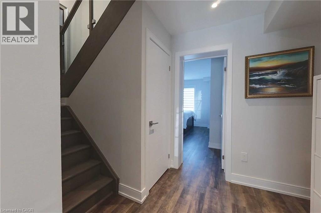 588 Rapids Lane, Mississauga, ON - Indoor Photo Showing Other Room