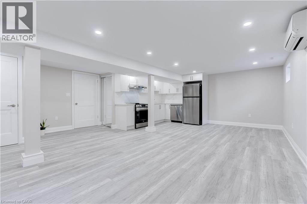 164 West 19Th Street, Hamilton, ON - Indoor