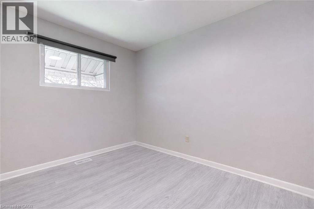 164 West 19Th Street, Hamilton, ON - Indoor Photo Showing Other Room