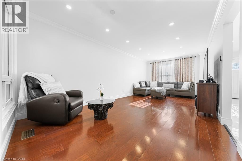 Bright and spacious main floor living with potlights - 46 Novoco Drive, Hamilton, ON - Indoor