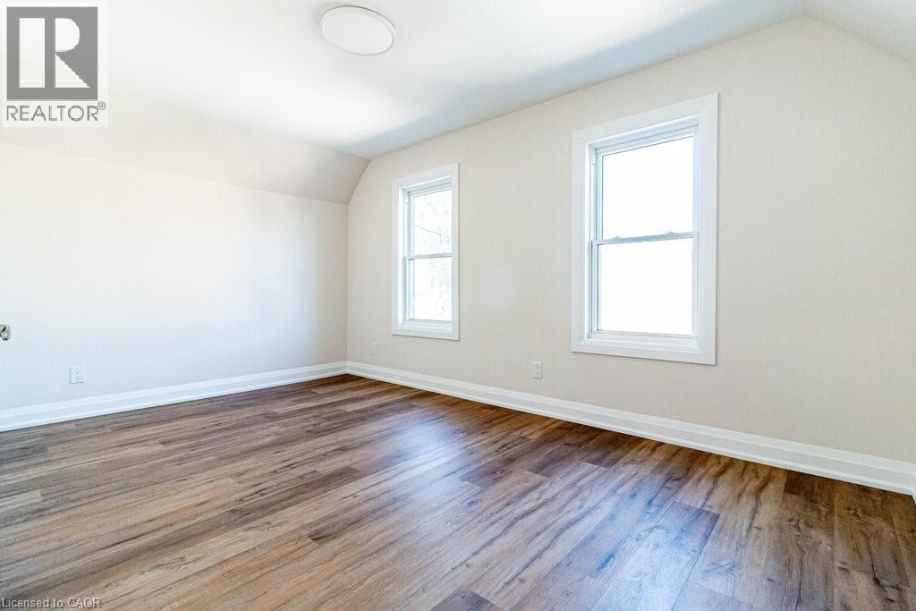 250 Avondale Street, Hamilton, ON - Indoor Photo Showing Other Room