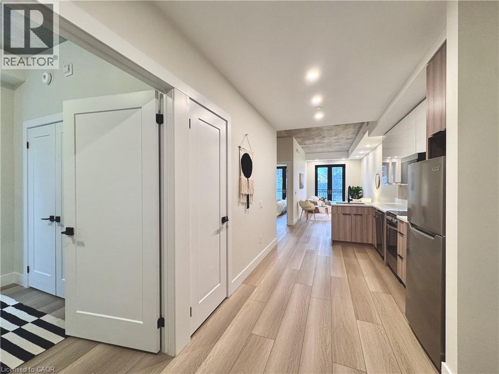 SPACIOUS AND OPEN ENTRANCE - 169 James Street S Unit# 401, Hamilton, ON - Indoor Photo Showing Other Room