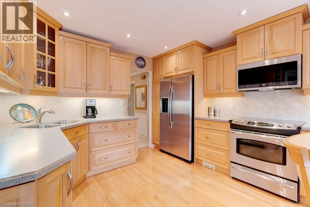 2251 Mansfield Drive, Burlington, ON - Indoor Photo Showing Kitchen With Double Sink