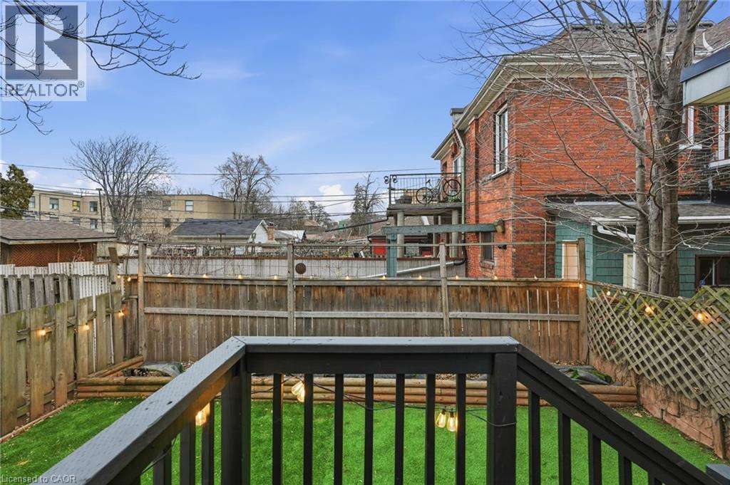 305 Cannon Street E, Hamilton, ON - Outdoor