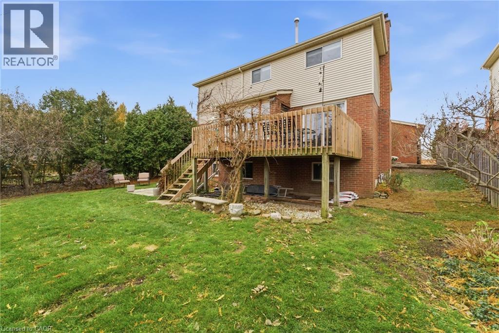 2163 Winding Way, Burlington, ON - Outdoor With Deck Patio Veranda