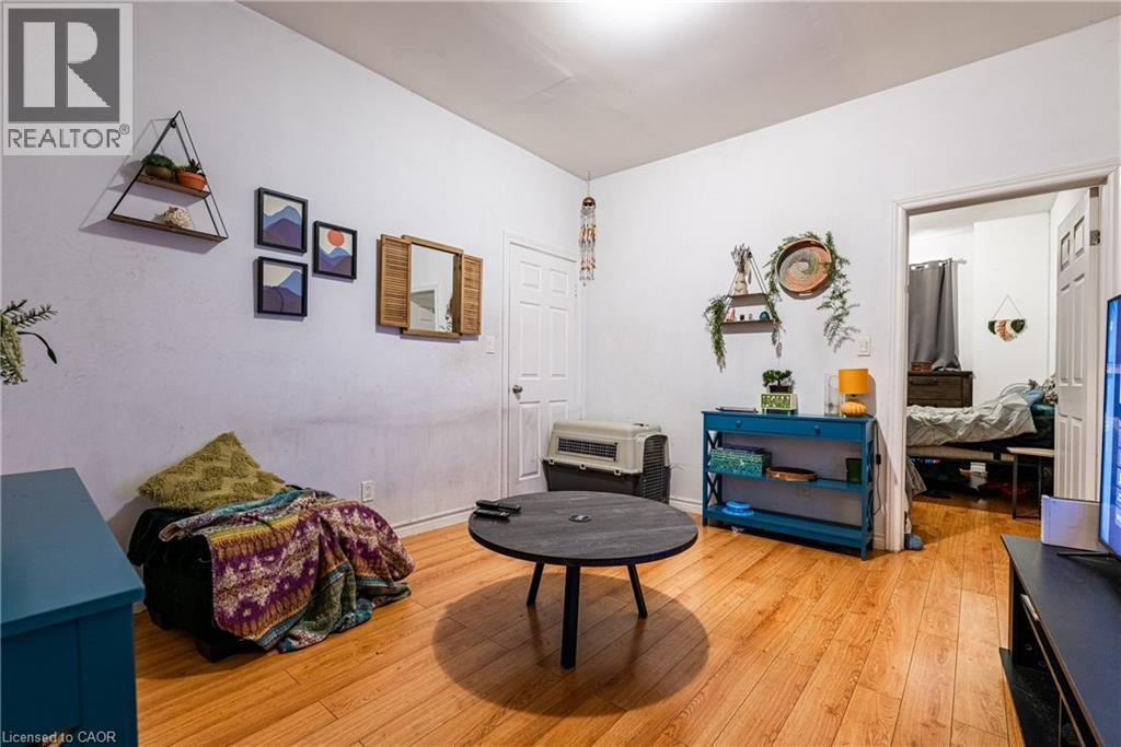 55 Cannon Street W, Hamilton, ON - Indoor